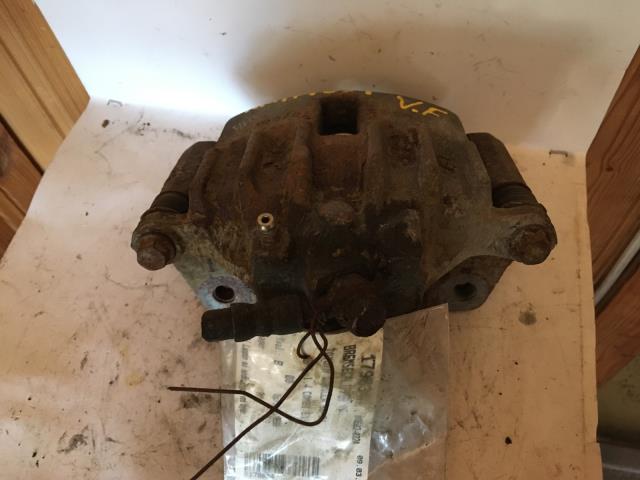 Bremsecaliper venstre foran til Toyota Corolla 1997-2000 (Fase 1)  
