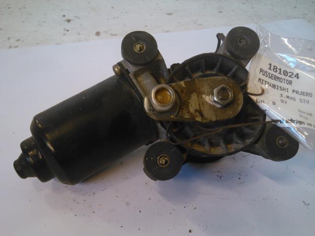 Viskermotor frontrute til Mitsubishi Pajero 1992-1999 (Type II)  (MB623287|849100-6122|)