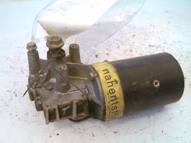 Viskermotor frontrute til VW Golf III 1992-1997  (BOSCH|0390241109|1H1955113A|)