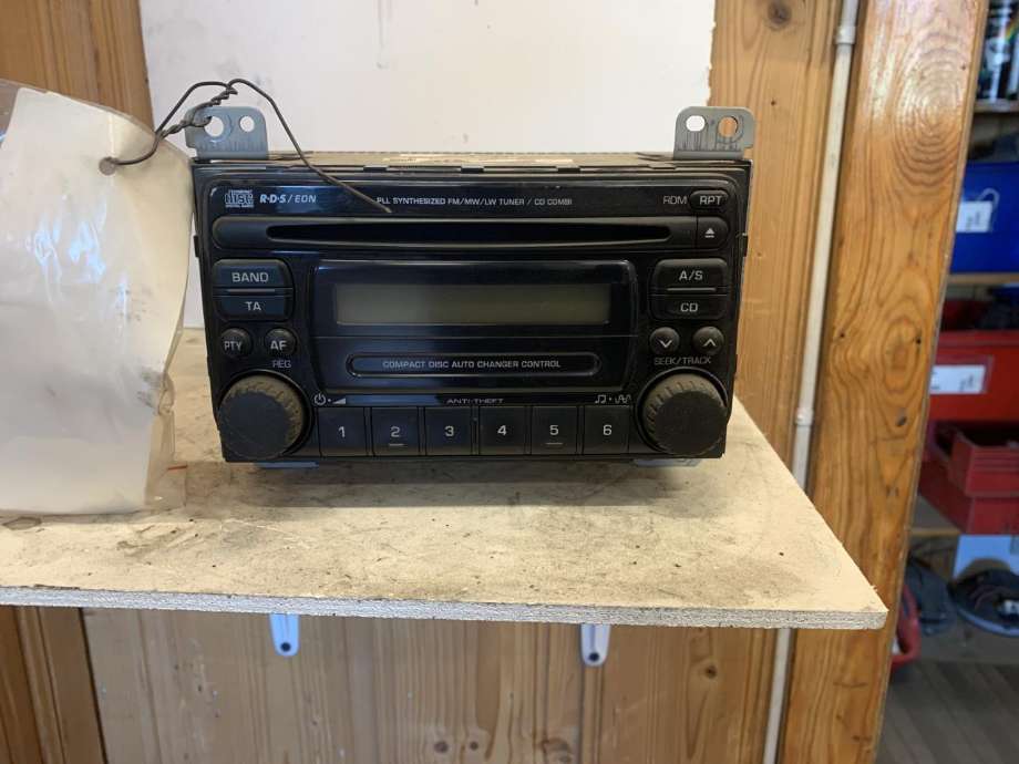 Bilstereo til Suzuki Grand Vitara, XL-7, 2001-2007 (CLARION|PS-2599D)