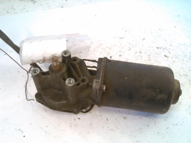 Viskermotor frontrute til Mercedes Vito/Viano, 1996-2003 (W638) (W638) (VALEO|)