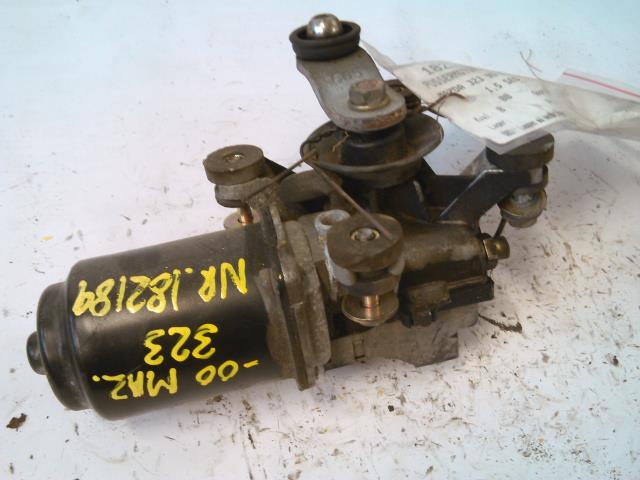 Viskermotor frontrute til Mazda 323, 1998-2000 (Fase 1)  