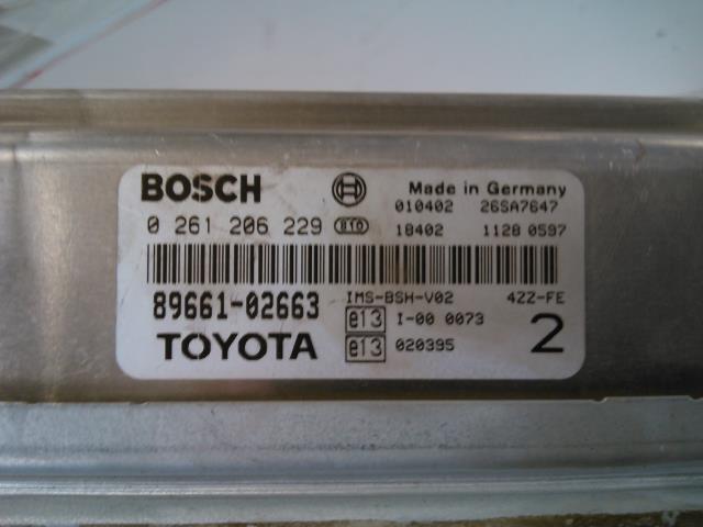Styreenhet motor til Toyota Corolla 2000-2002 (Fase 2)  (BOSCH|0 261 206 229|)