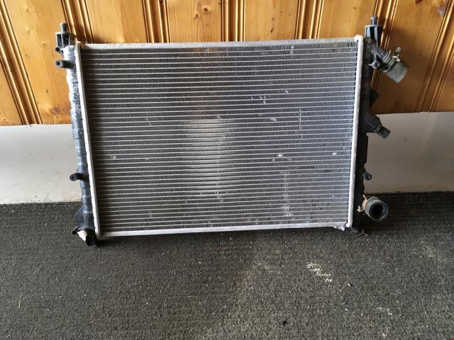 Radiator (manuell gir) til Renault Laguna 1994-1998 (Type I, Fase 1)