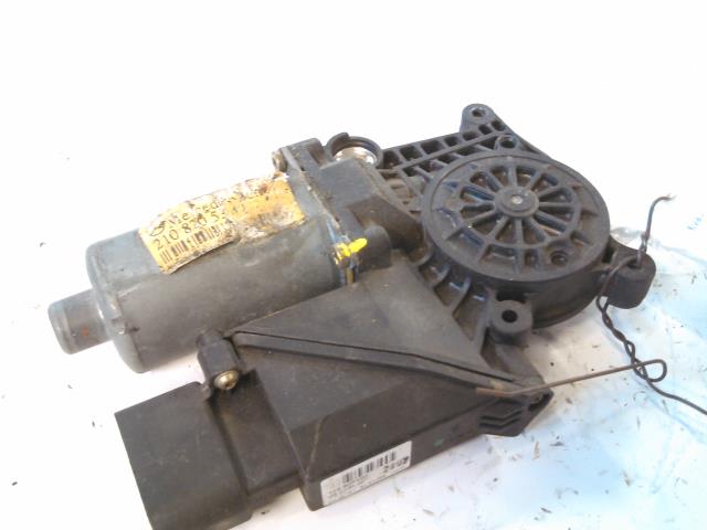 Ruteheis venstre bak til Mercedes E-Klasse 1995-2000 (Fase 1) (W210) (W210) (BOSCH|0130821699|)