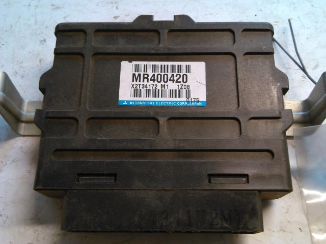 Styreenhet ABS til Mitsubishi Pajero, 2000-2006 (Type III)  (MITSUBISHI|MR400420)