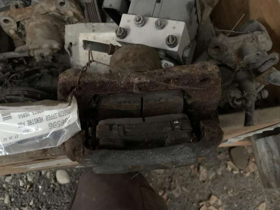 Bremsecaliper venstre foran til Toyota Yaris Verso 1999-2007  