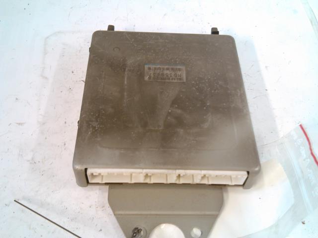 Styreenhet motor til Mitsubishi Carisma, 1996-1999 (Fase 1)  (MITSUBISHI|MD358437)