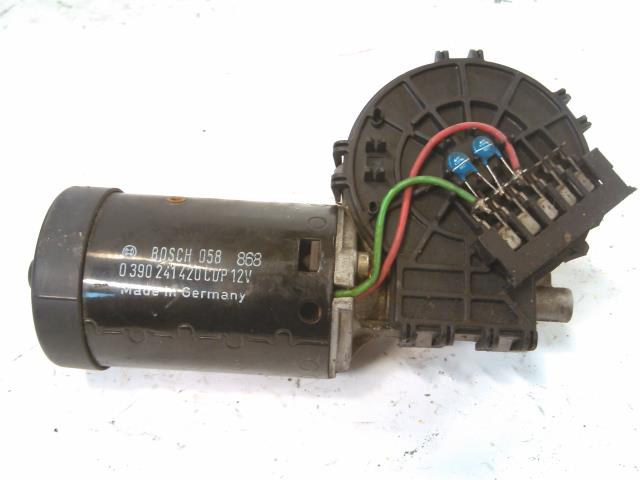 Viskermotor frontrute til Mercedes E-Klasse 1995-2000 (Fase 1) (W210) (W210) (BOSCH|0390241420|)