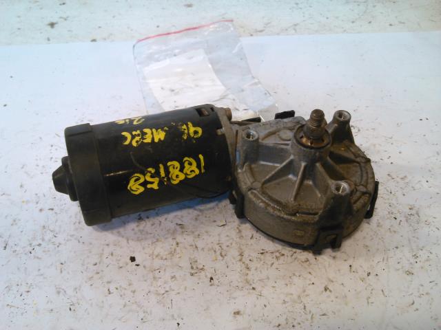 Viskermotor frontrute til Mercedes E-Klasse 1995-2000 (Fase 1) (W210) (W210) (BOSCH|0390241420|)