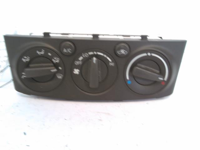 Varmeapparat betjening til Toyota Avensis, 2003-2008 (Type II)  (DENSO|55900-05121)