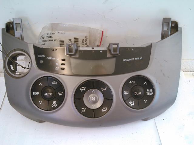Varmeapparat betjening til Toyota RAV4, 2006-2009 (Type III, Fase 1)  (55900-42250)