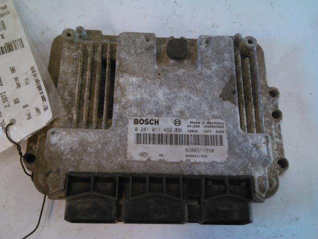 Styreenhet motor til Opel Movano, 1999-2010  (BOSCH|0 281 011 432)