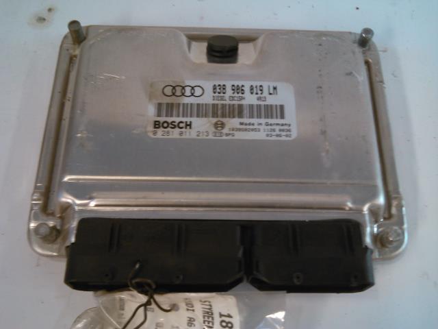 Styreenhet motor til Audi A6, 2001-2004 (Type II, Fase 2) (C5) (C5) (BOSCH|0 281 011 213)