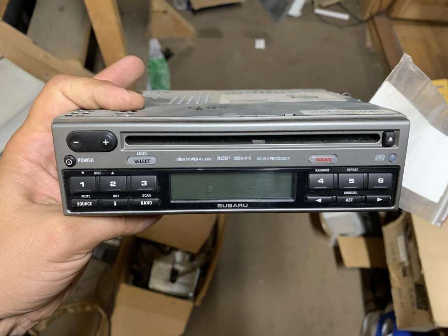 Bilstereo til Subaru Forester, 2002-2005 (Type II, Fase 1)  (VDO|VD643C32000817)