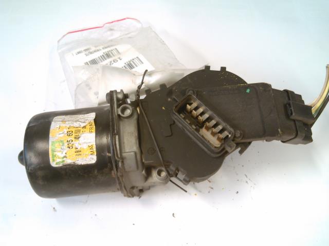 Viskerarmer frontrute til Renault Kangoo, 2003-2007 (Type I, Fase 2)  (VALEO|)