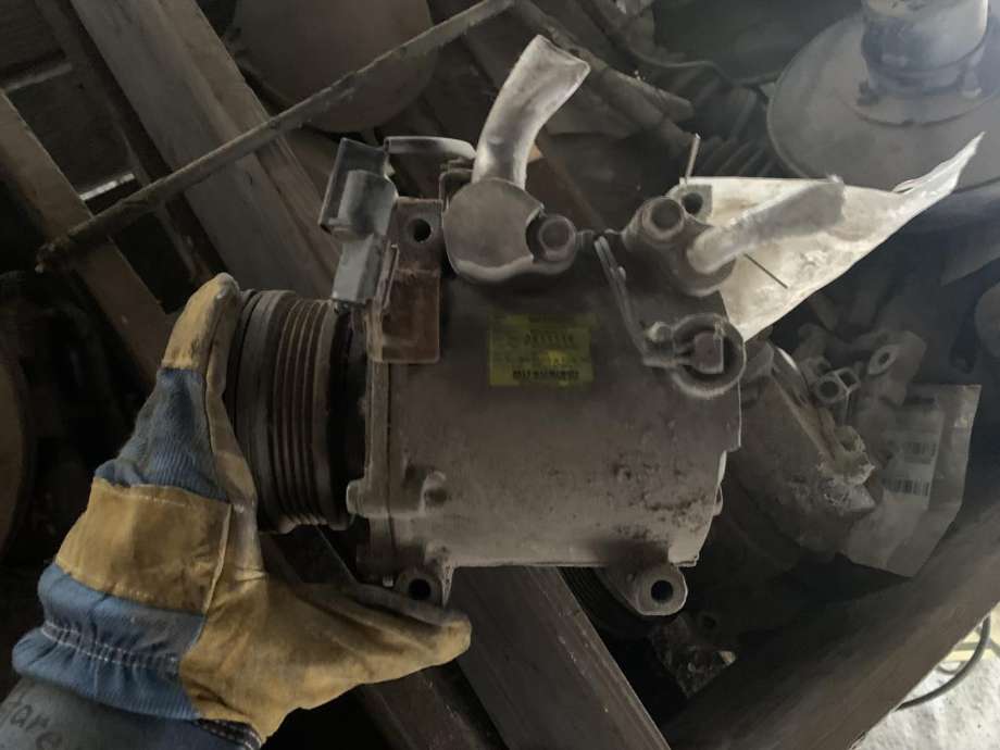 Aircondition kompressor til Mitsubishi Galant, 2000-2003 (Type VII, Fase 2)
