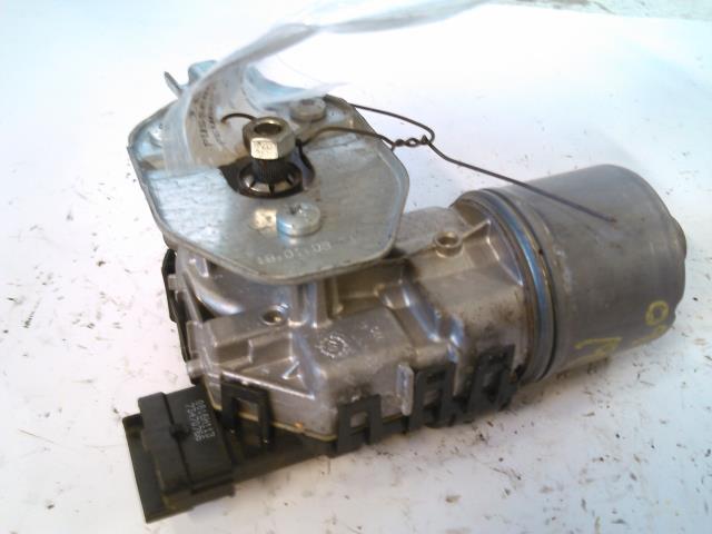 Viskermotor frontrute til Peugeot 207 2006-2012  (BOSCH|0 390 241 540|)