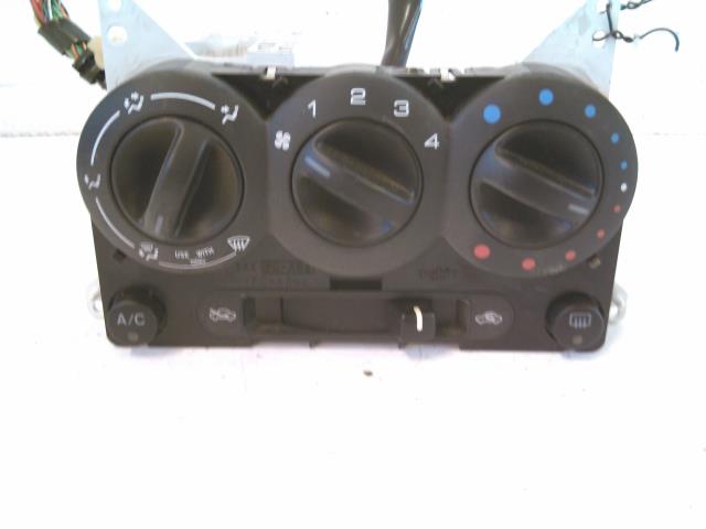 Varmeapparat betjening til Suzuki Ignis, 2000-2006 (Type I) (JAPAN) (JAPAN) 