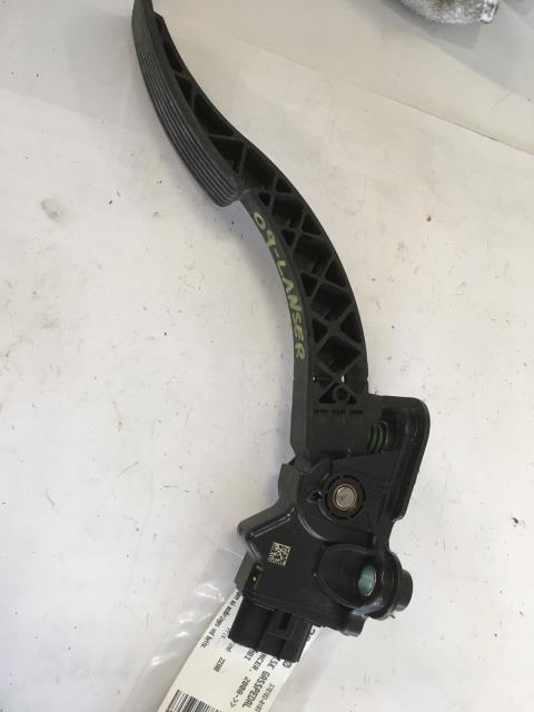 Pedal gass til Mitsubishi Lancer, 2008-2017  (MN101544)