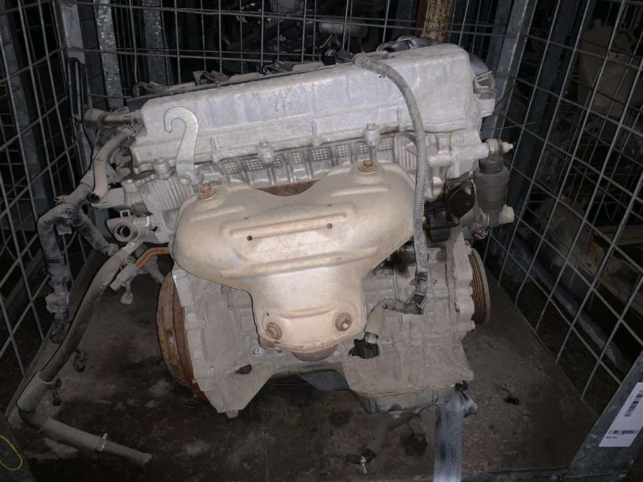 Motor bensin til Toyota Avensis 2000-2003 (Type I, Fase 2)  