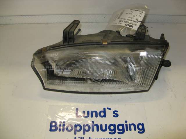 Frontlykt venstre halogen til Subaru Outback, 1996-1998 (Type I)