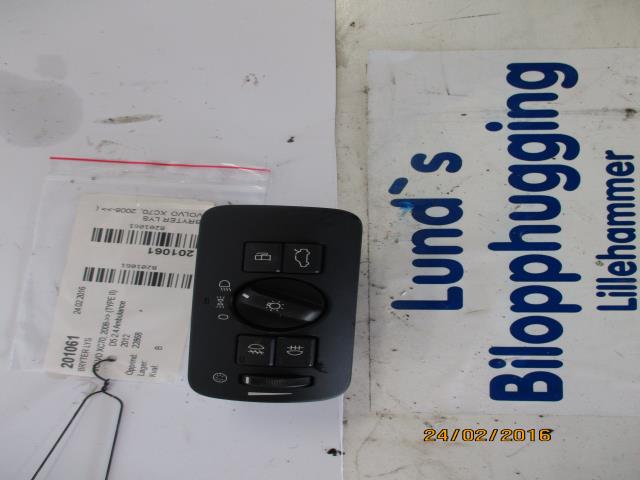 Bryter lys til Volvo XC70, 2008-2013 (Type II, Fase 1)  (30739414)