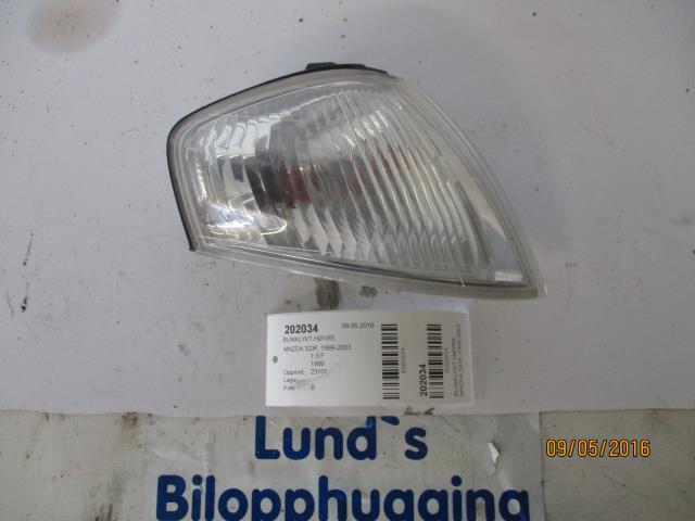 Blinklykt høyre til Mazda 323F, 1999-2003  