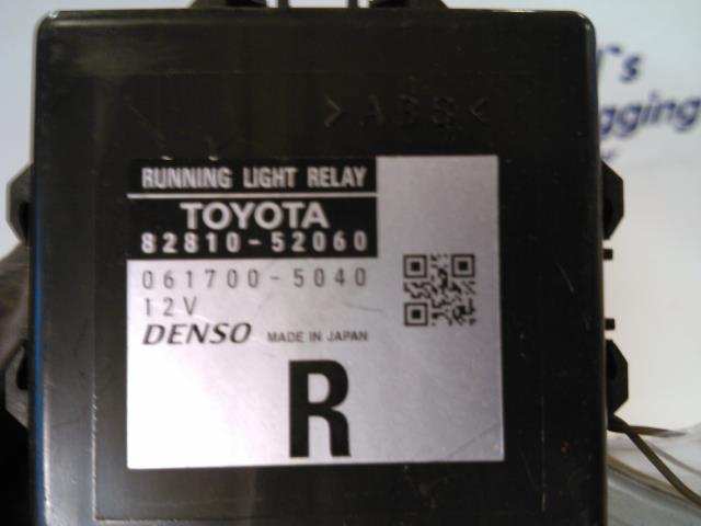 Styreenhet diverse til Toyota Urban Cruiser 2009-2014  (DENSO|82810-52060|061700-5040|)