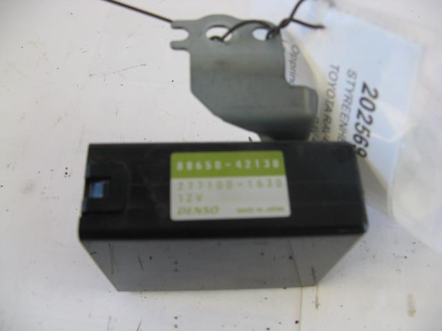 Styreenhet diverse til Toyota RAV4 2000-2006 (Type II)  (DENSO|88650-42130|277100-1630|)