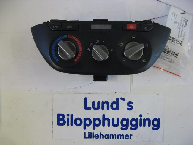 Varmeapparat betjening til Toyota RAV4, 2000-2006 (Type II)  (55900-42120)