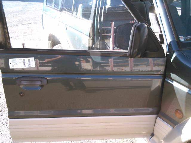 Dør høyre foran til Mitsubishi Pajero, 1992-1999 (Type II)  