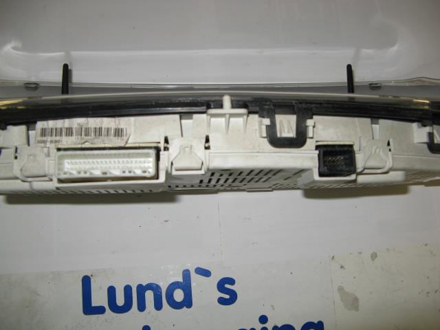 Instrumentpanel til Nissan Navara 2005-2010 (Fase 1) (D40) (D40) (VISTEON|NKG8028CX|)