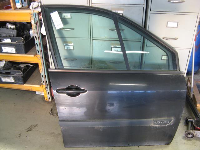 Dør venstre foran til Renault Scenic, 2003-2009 (Type II)  