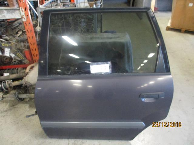 Dør venstre bak til Mitsubishi Space Wagon, 2000-2004  