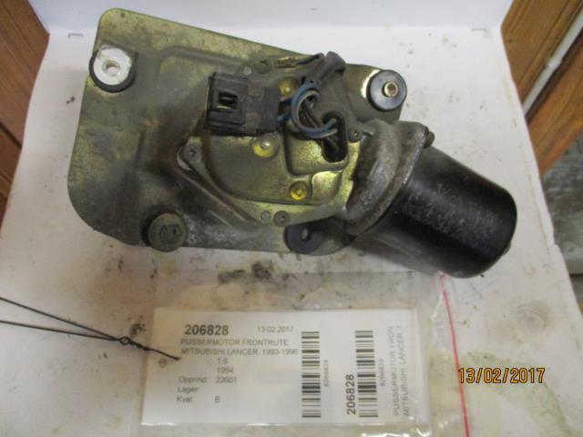Viskermotor frontrute til Mitsubishi Lancer 1993-1996