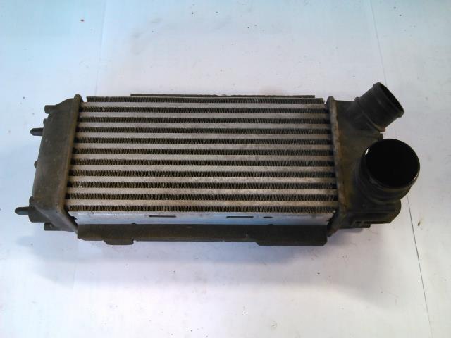 Intercooler til Ford Fiesta, 2008-2012 (Type VI, Fase 1)  (VALEO|8V51-9L440-AE)