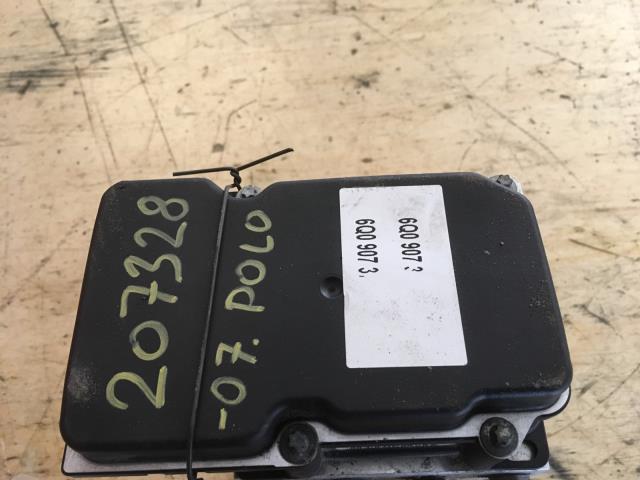 ABS sentral til VW Polo 2005-2009 (Type IV, Fase 2)  (6Q0907379AF|0265800511|6Q0614117S)