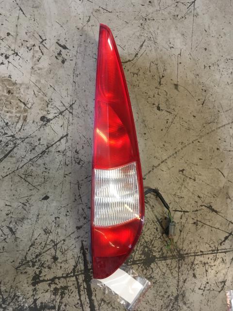 Baklykt venstre til Ford Mondeo, 2001-2007 (Type III)  