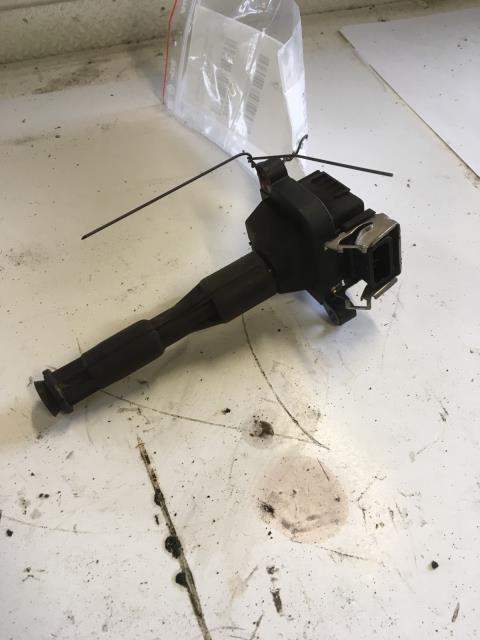 Coil elektronisk til BMW 5-Serie, 1996-2003 (E39) (E39) (0221 504 004)
