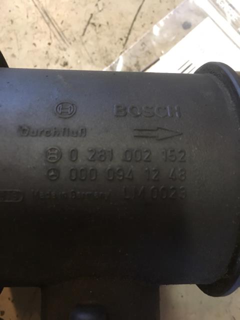 Luftmengde/luftmassemåler til Mercedes E-Klasse 1995-2000 (Fase 1) (W210) (W210) 