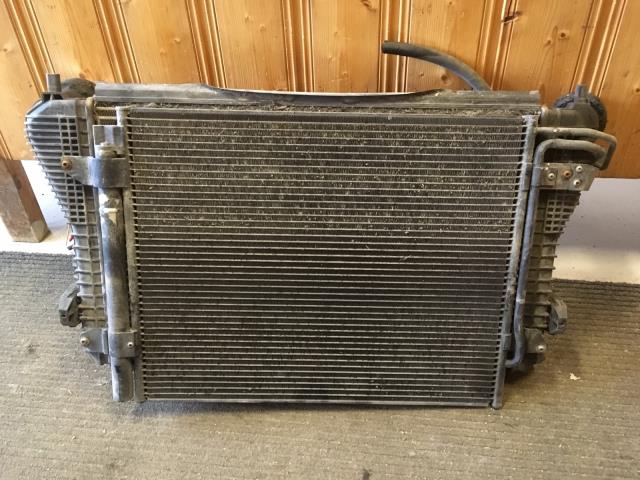 Radiator (manuell gir) til VW Touran 2003-2006 (Type I, Fase 1)  