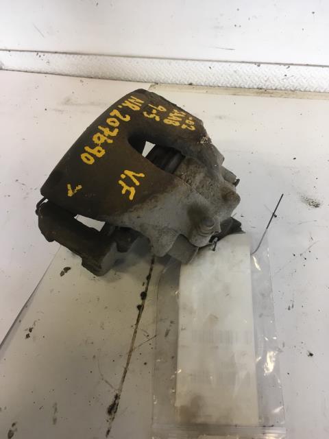 Bremsecaliper venstre foran til Saab 9-5, 2001-2005 (Type I, Fase 2)  