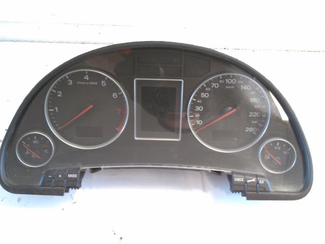 Instrumentpanel til Audi A4, 2001-2004 (Type II) (B6) (B6) (BOSCH|8E0920900H)