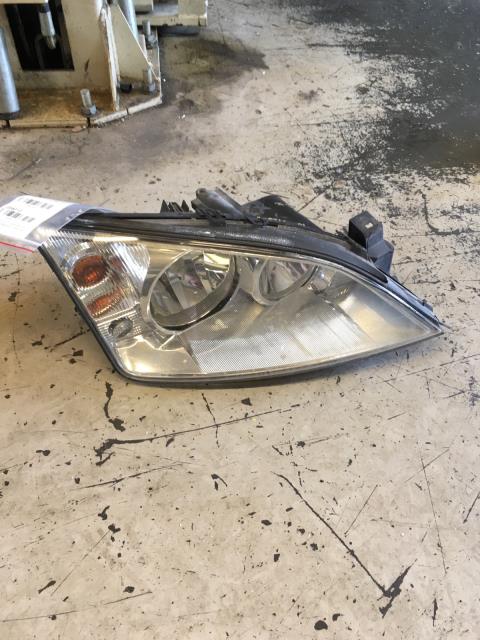 Frontlykt høyre halogen til Ford Mondeo, 2001-2007 (Type III)  