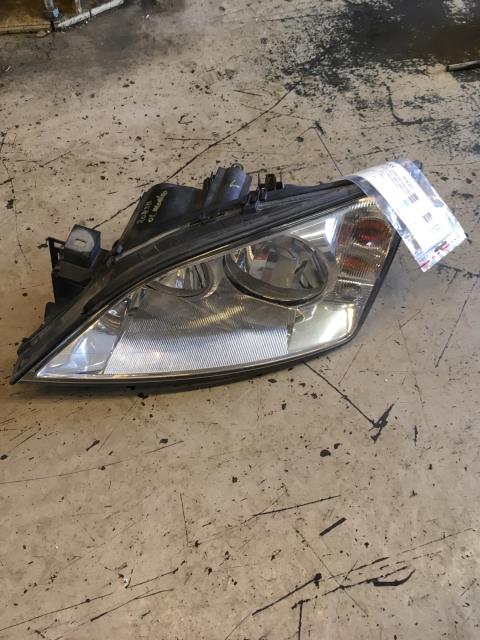 Frontlykt venstre halogen til Ford Mondeo, 2001-2007 (Type III)  