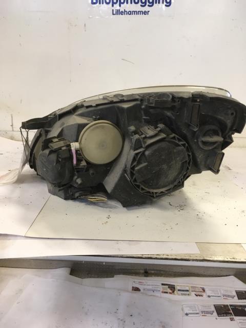 Frontlykt høyre halogen til Mercedes B-Klasse 2005-2008 (Fase 1) (W245) (W245) 