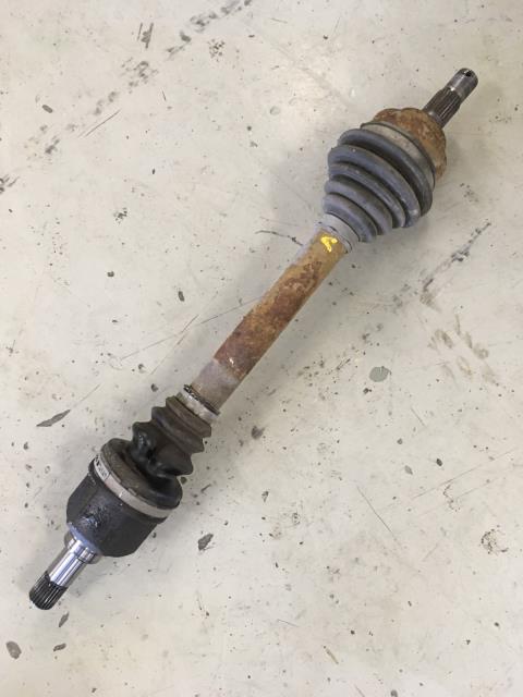 Drivaksel venstre foran, diesel/manuell til Peugeot 307, 2005-2008 (Fase 2)  