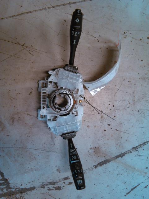 Bryter combi til Mitsubishi Outlander 2003-2006 (Type I) (8600A043|)