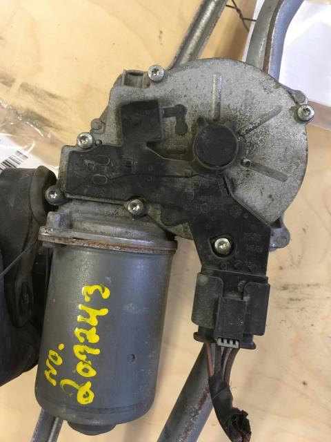 Viskermotor frontrute til VW Crafter, 2006-2011 (Type I, Fase 1)  